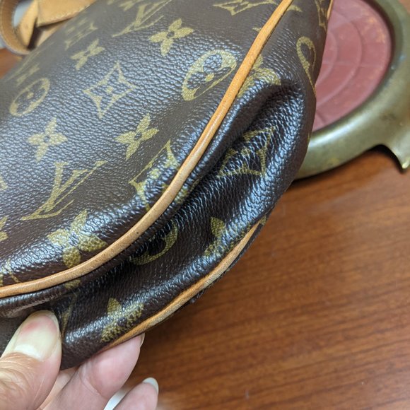 Auth Louis Vuitton Odeon Pm Monogram Canvas and Calf Leather Cross Body … - Picture 7 of 14